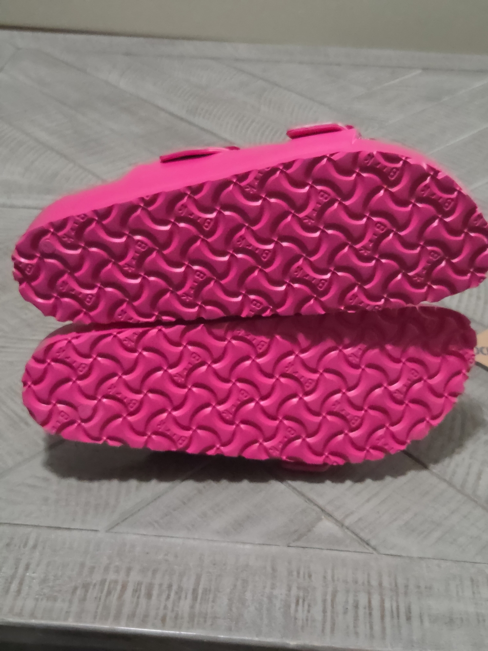 Birkenstock Hot Pink Dual-Strap Foam Slides - Picture 6 of 7